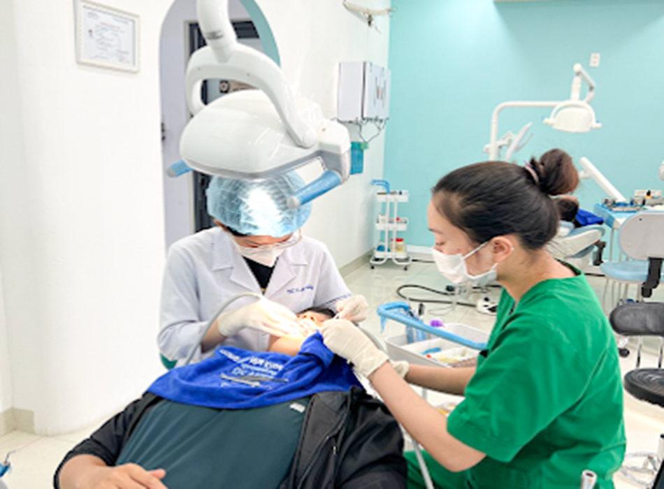 Thế mạnh chuyên sâu – Trồng răng Implant