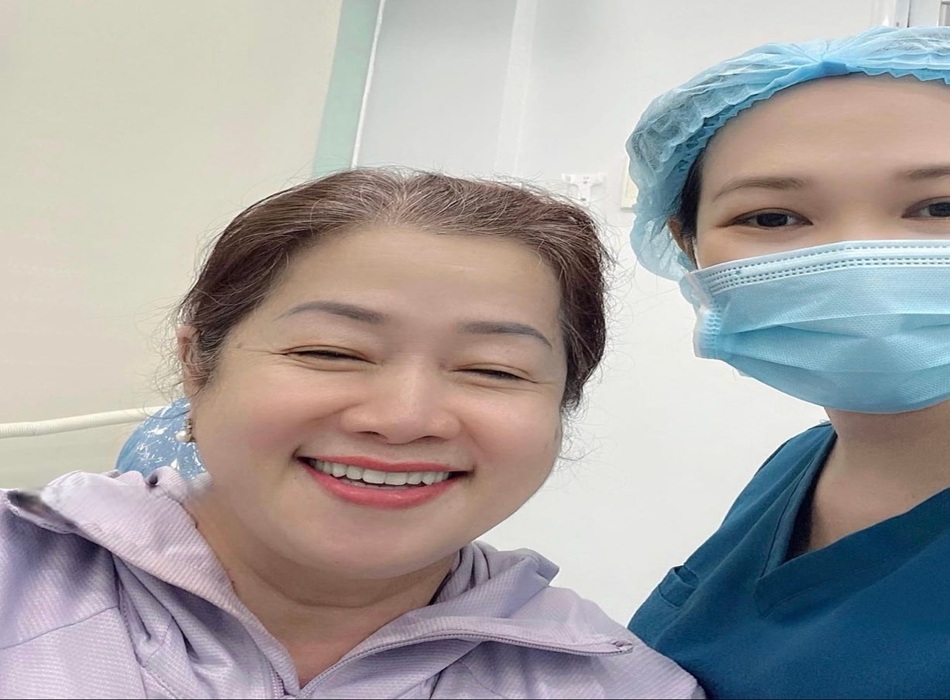 Khách hàng vô cùng hài lòng khi điều trị răng tại Nha Khoa Dr. Dương