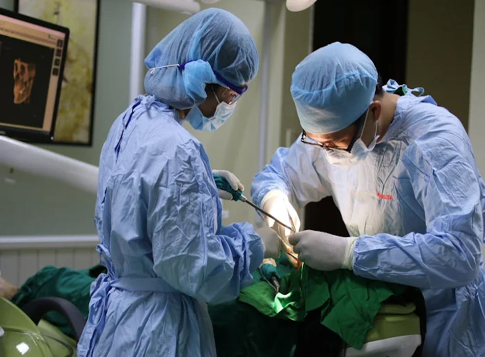 Nha khoa Eden cung cấp đầy đủ các dịch vụ nha khoa tổng quát và chuyên sâu