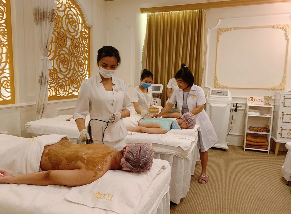 Spa cung cấp đa dạng dịch vụ, nhân viên chuyên nghiệp