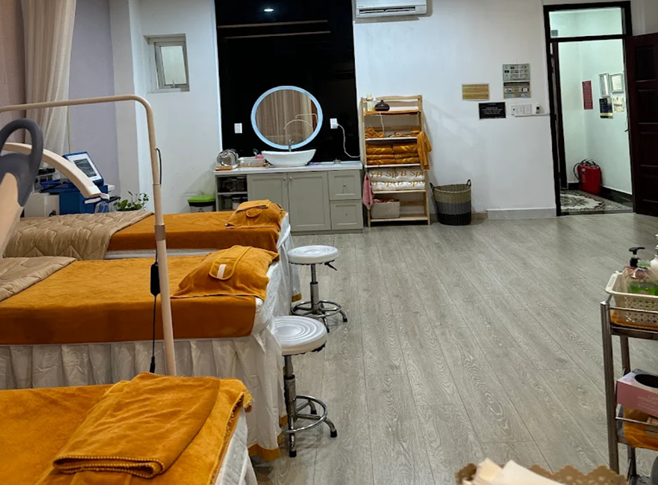 Toàn bộ thiết bị, máy móc đều sử dụng công nghệ tiên tiến nhập khẩu