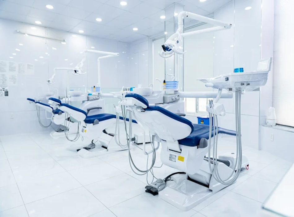 Cơ sở vật chất hiện đại, ứng dụng công nghệ chuyên biệt