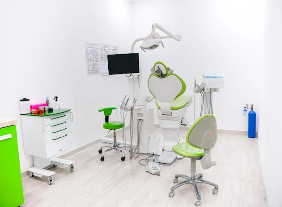 Thiết bị khám điều trị hiện đại