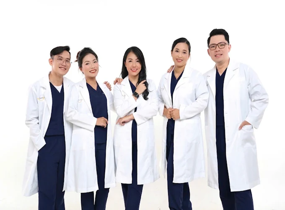 Đội ngũ bác sĩ có chuyên môn sâu và kinh nghiệm tu nghiệp quốc tế