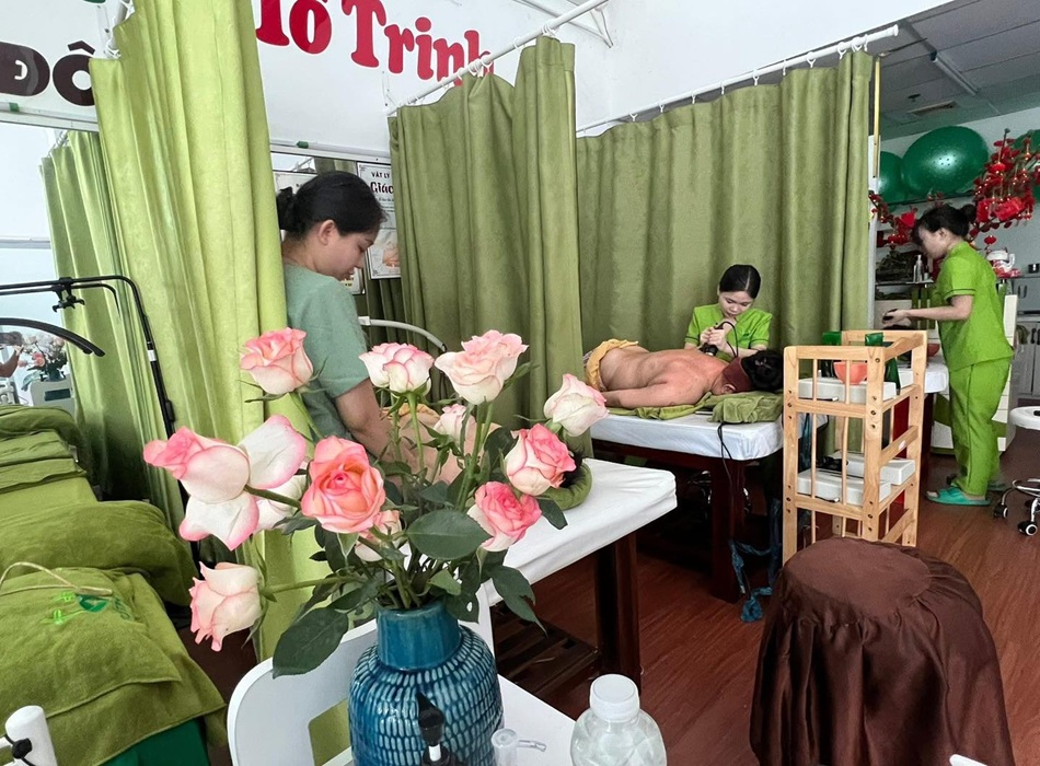 Liệu trình chăm sóc được thiết kế tỉ mỉ