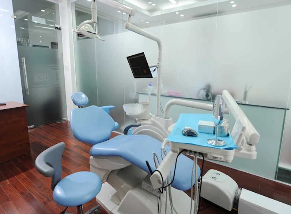 Nha khoa I-DENT được trang bị đồng bộ các công nghệ hỗ trợ chẩn đoán và điều trị hiện đại